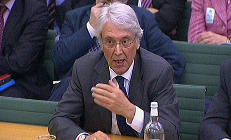 Les Hinton giving evidence in 2007