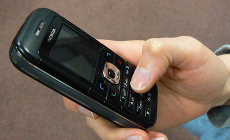 Feature phone Nokia texting SMS