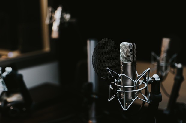 microphone studio record
