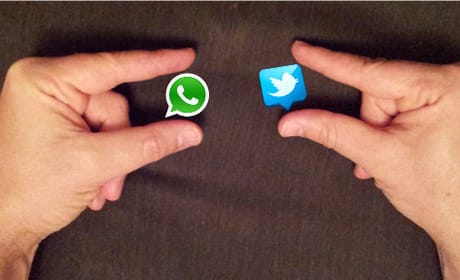 whatsapp twitter