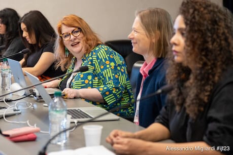 Women journalists receive abuse "within seconds" from posting online