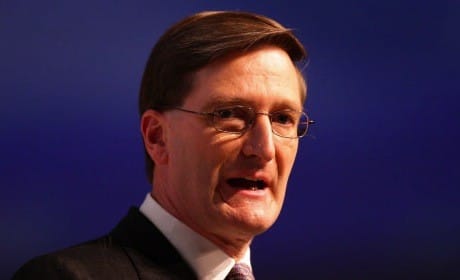 Attorney general to advise MPs on wording of phone hacking report