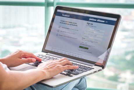 Facebook launches free online training for journalists