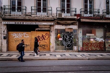 How a digital news startup tackled Lisbon’s local news deserts with constructive storytelling