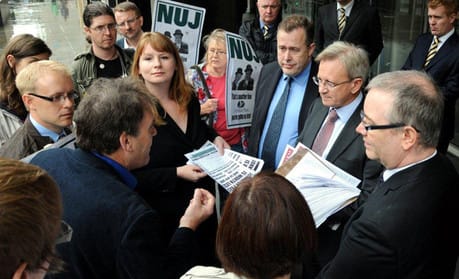 Johnston Press chief handed 3,000-name strike petition