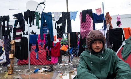 Journalists should not act like 'disaster tourists' when covering the refugee crisis