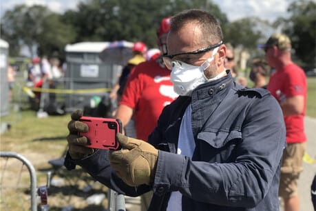 Mobile phone, mask and multi-pocket jacket: covering the US election as a smartphone journalist