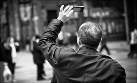 iPhone app Vizibee is 'video network for journalists'