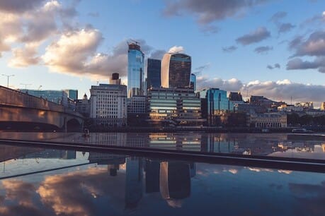 Digital News Report 2023: Five trends to watch in the UK