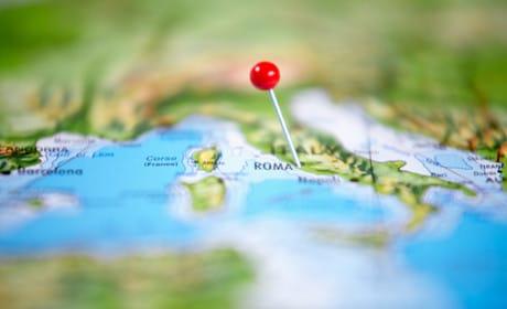 Building an Italian network of 37 local sites in 3 years